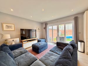 Photo 10- click for photo gallery